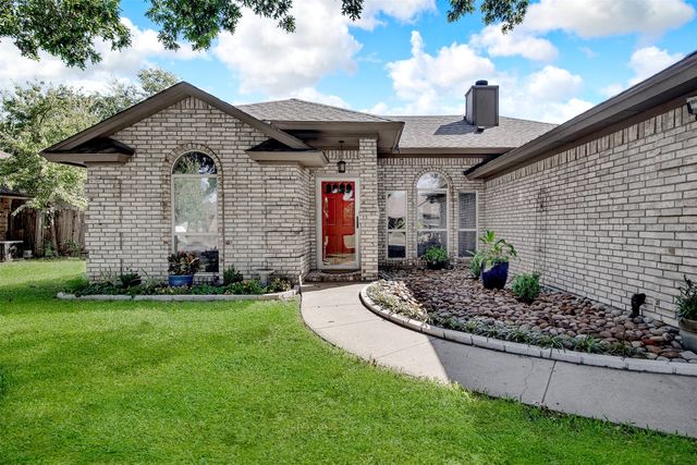 1109 Steven Street, Burleson, TX 76028