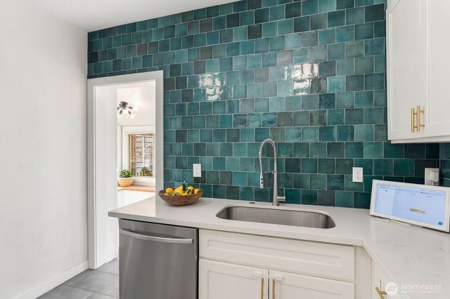 1724 N Fife Street, Tacoma, WA 98406