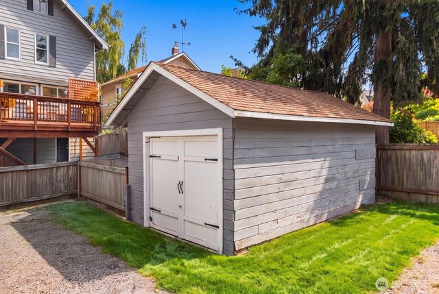 1724 N Fife Street, Tacoma, WA 98406
