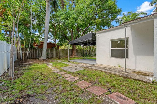 1521 NE 5th Terrace, Fort Lauderdale, FL 33304
