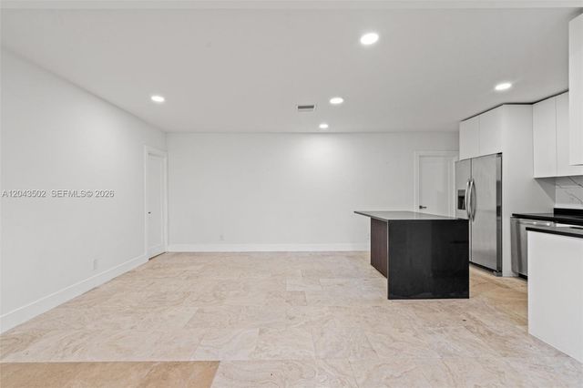 1521 NE 5th Terrace, Fort Lauderdale, FL 33304