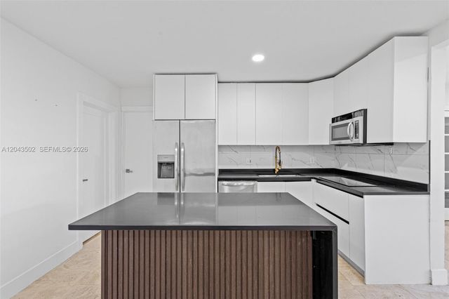 1521 NE 5th Terrace, Fort Lauderdale, FL 33304