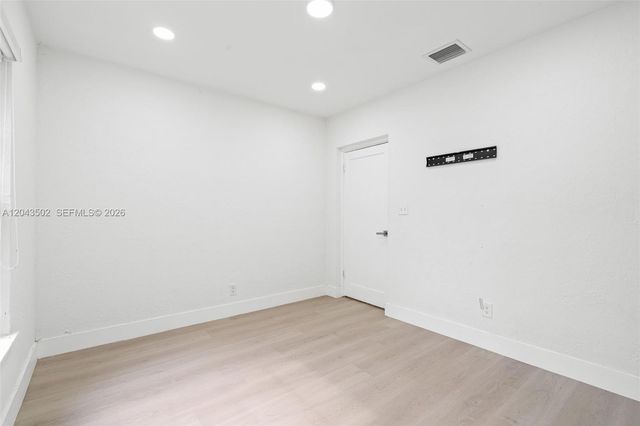 1521 NE 5th Terrace, Fort Lauderdale, FL 33304