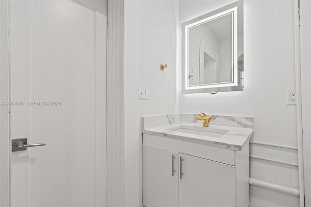 1521 NE 5th Terrace, Fort Lauderdale, FL 33304