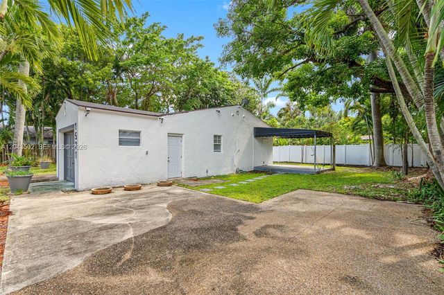 1521 NE 5th Terrace, Fort Lauderdale, FL 33304