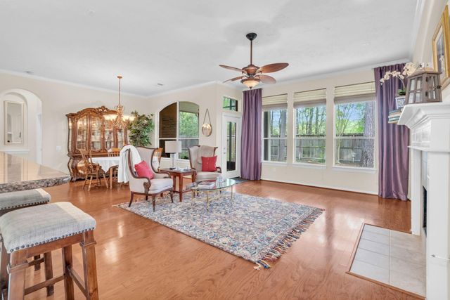 44 Windsor Bridge Drive, Conroe, TX 77384
