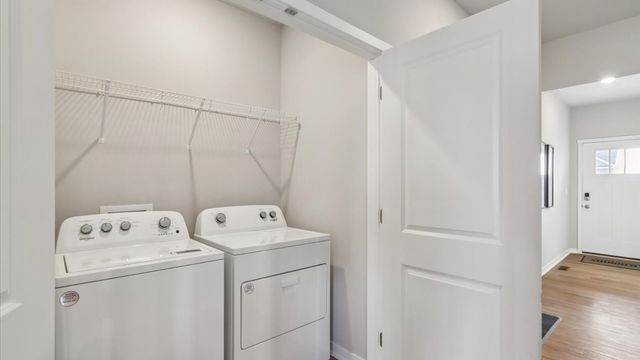 3403 Dreusicke Drive, Coralville, IA 52241