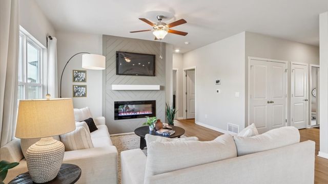 3403 Dreusicke Drive, Coralville, IA 52241