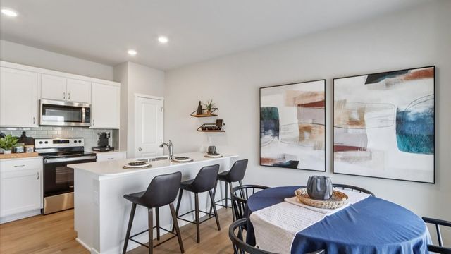3403 Dreusicke Drive, Coralville, IA 52241