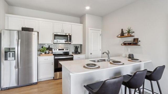 3403 Dreusicke Drive, Coralville, IA 52241