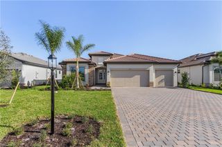 18312 Ridgeline DR, Estero, FL 33928