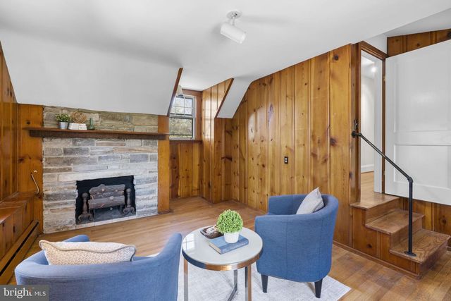 211 W MAPLE RD, Linthicum Heights, MD 21090