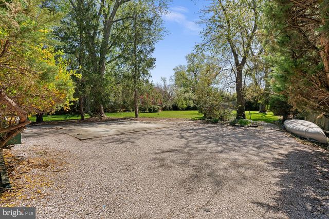211 W MAPLE RD, Linthicum Heights, MD 21090