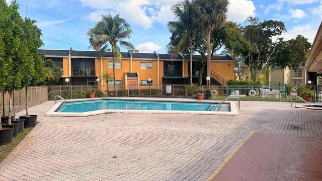 4463 Treehouse Lane H, Tamarac, FL 33319