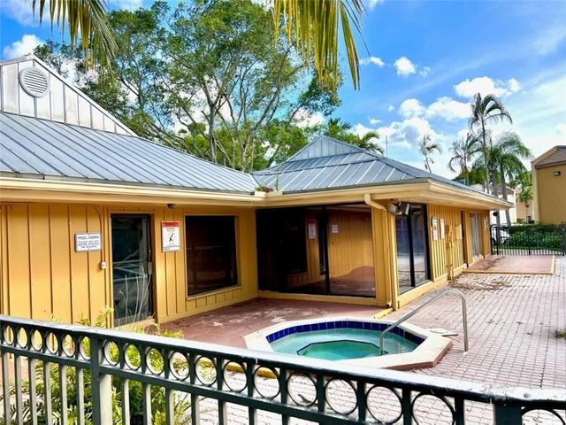 4463 Treehouse Lane H, Tamarac, FL 33319