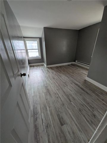 329 East Broad Street, Bethlehem City, PA 18018