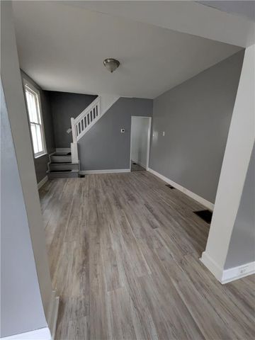 329 East Broad Street, Bethlehem City, PA 18018