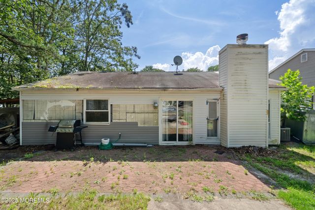 102 Barnegat Boulevard S, Barnegat, NJ 08005