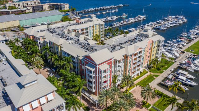806 E Windward Way 524, Lantana, FL 33462