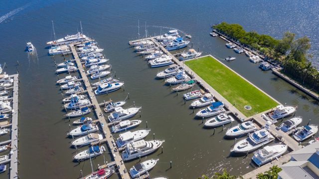 806 E Windward Way 524, Lantana, FL 33462