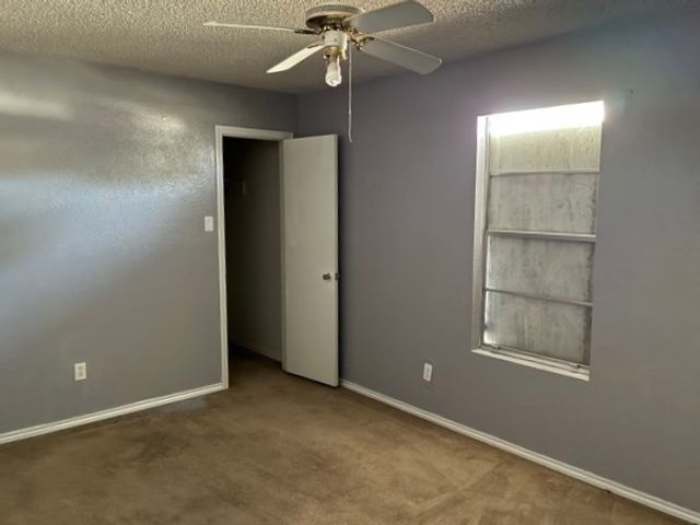 10518 Pioneer Dr, Corpus Christi, TX 78410