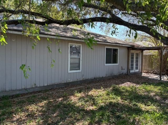 10518 Pioneer Dr, Corpus Christi, TX 78410