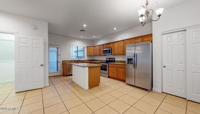 1816 N 94TH Glen, Phoenix, AZ 85037