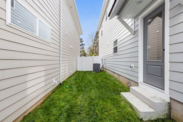 327 Jasmine Park, Hermitage, TN 37076