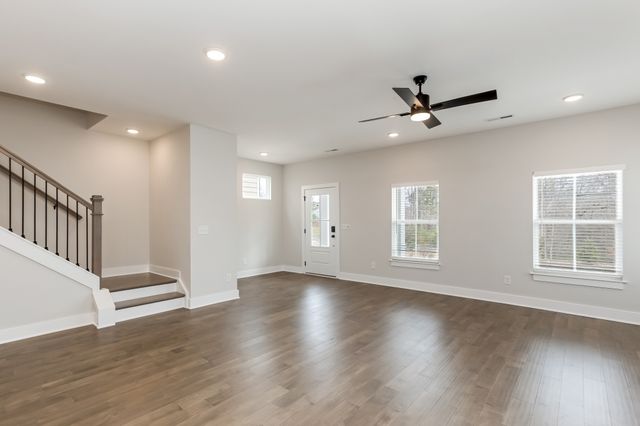 327 Jasmine Park, Hermitage, TN 37076