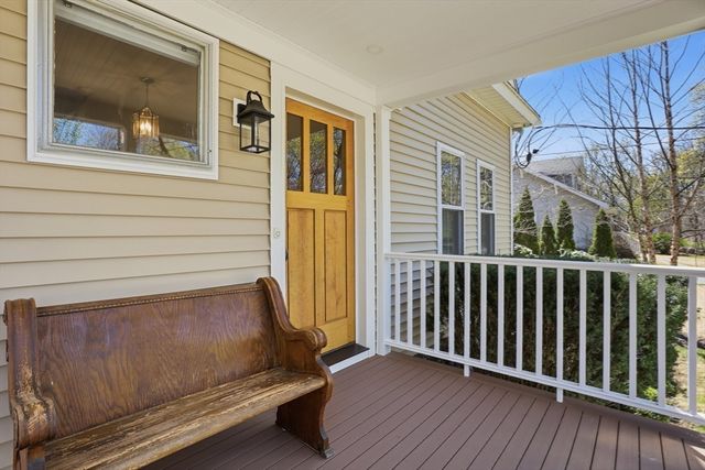 69 Potter St, Concord, MA 01742