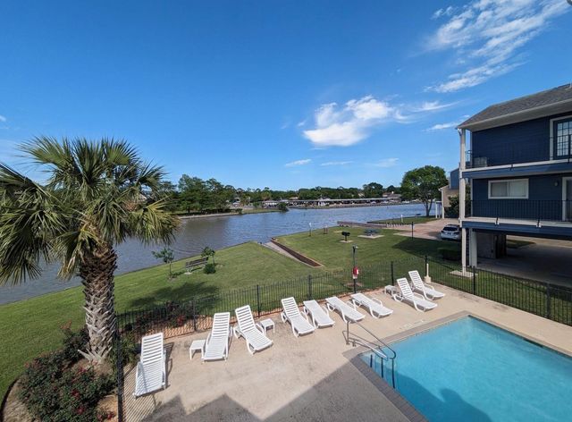 18519 Egret Bay Boulevard 1405, Webster, TX 77058