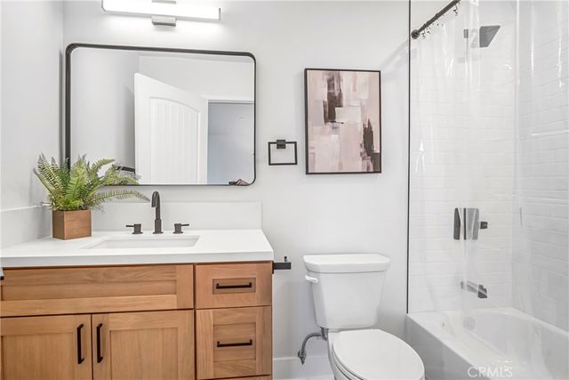 10035 S Western Avenue 102, Los Angeles, CA 90047