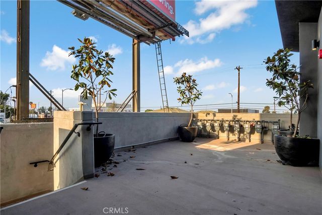 10035 S Western Avenue 102, Los Angeles, CA 90047