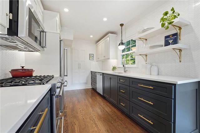 5333 BUENA VISTA Street, Roeland Park, KS 66205
