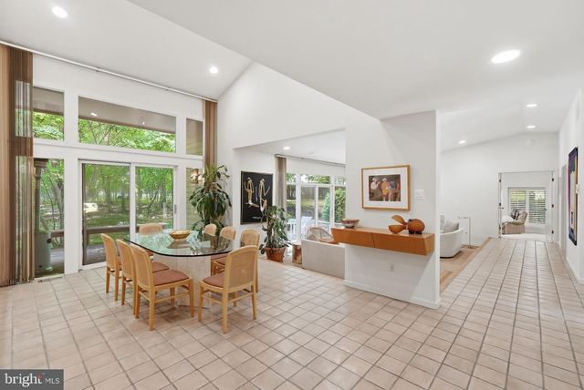 11815 BEEKMAN PL, Rockville, MD 20854