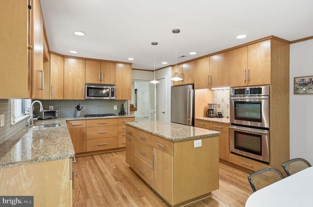 11815 BEEKMAN PL, Rockville, MD 20854
