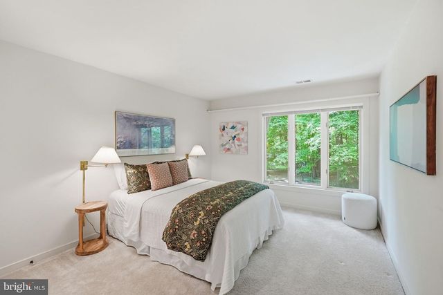 11815 BEEKMAN PL, Rockville, MD 20854