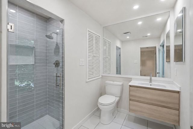 11815 BEEKMAN PL, Rockville, MD 20854
