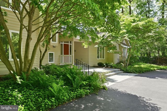11815 BEEKMAN PL, Rockville, MD 20854
