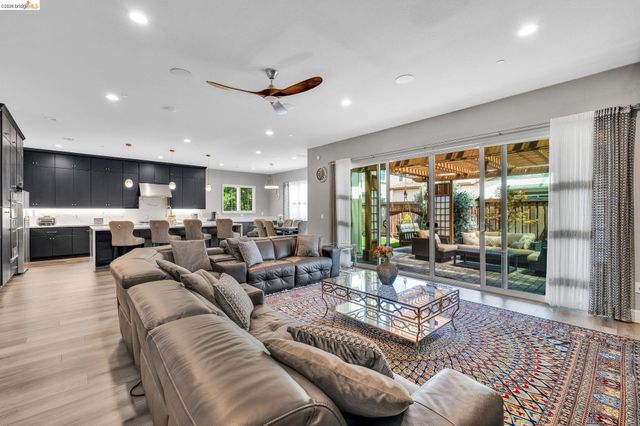 159 Cider Cir, Brentwood, CA 94513