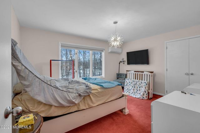 7 Harvard Court, Oakhurst, NJ 07755