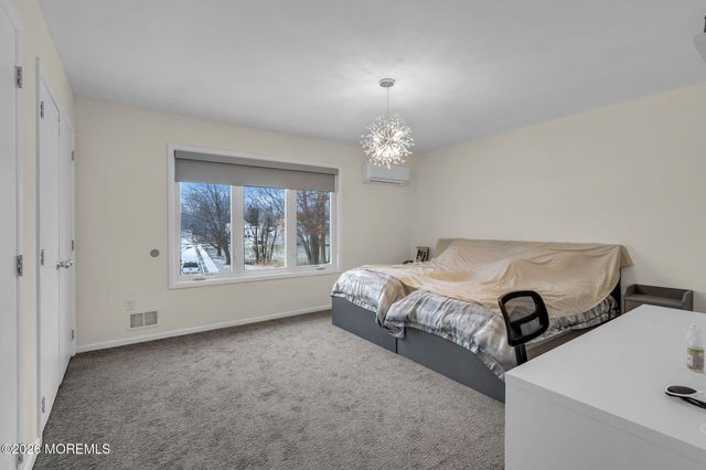 7 Harvard Court, Oakhurst, NJ 07755