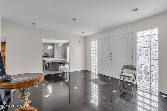 7 Harvard Court, Oakhurst, NJ 07755