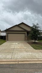2417 Marty Way, Seguin, TX 78155