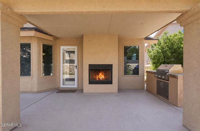 1332 SUNNY SKY Place, El Paso, TX 79928