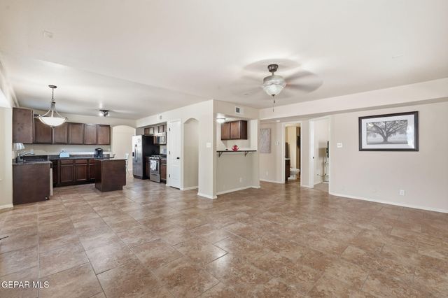 1332 SUNNY SKY Place, El Paso, TX 79928