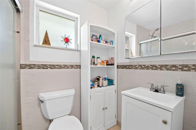 220 S Golf Boulevard, Pompano Beach, FL 33064