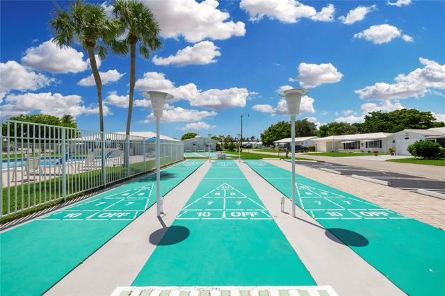 220 S Golf Boulevard, Pompano Beach, FL 33064