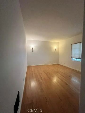 3220 E 2nd B, Long Beach, CA 90803