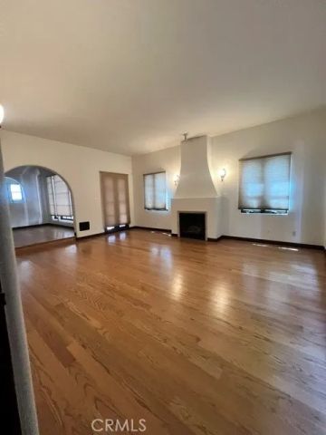 3220 E 2nd B, Long Beach, CA 90803